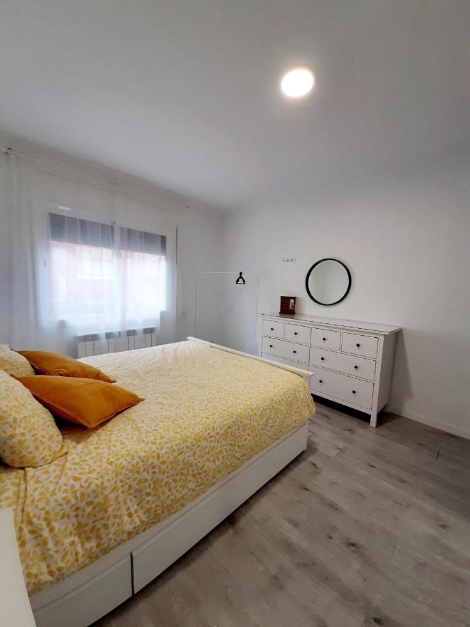 Nur Apartment Terrassa Bagian luar foto