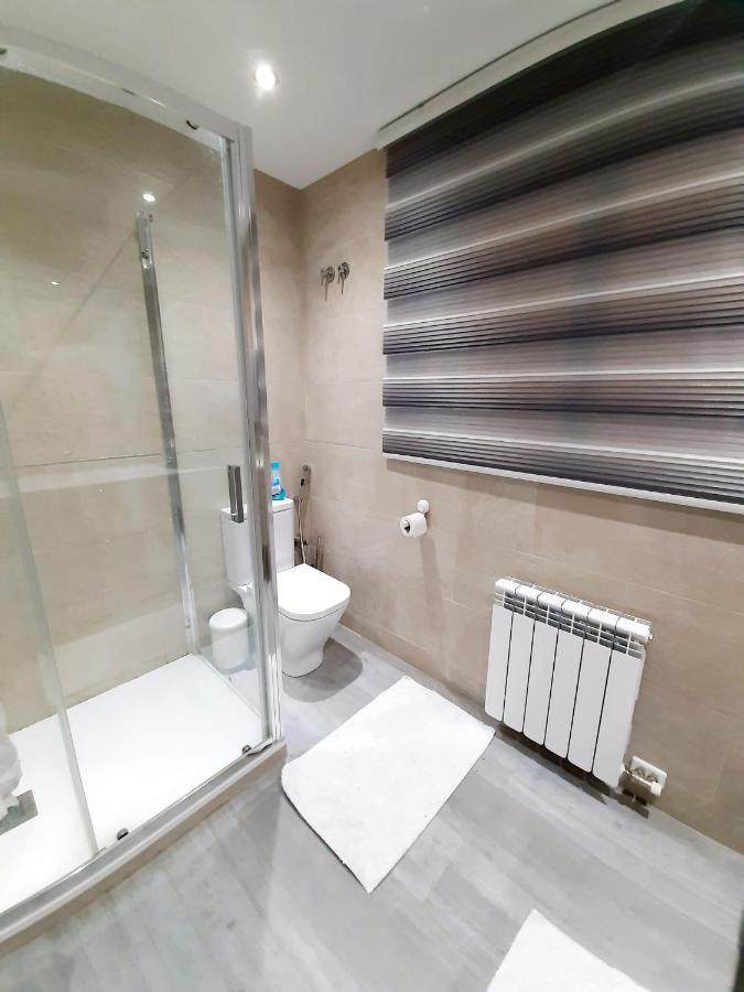 Nur Apartment Terrassa Bagian luar foto
